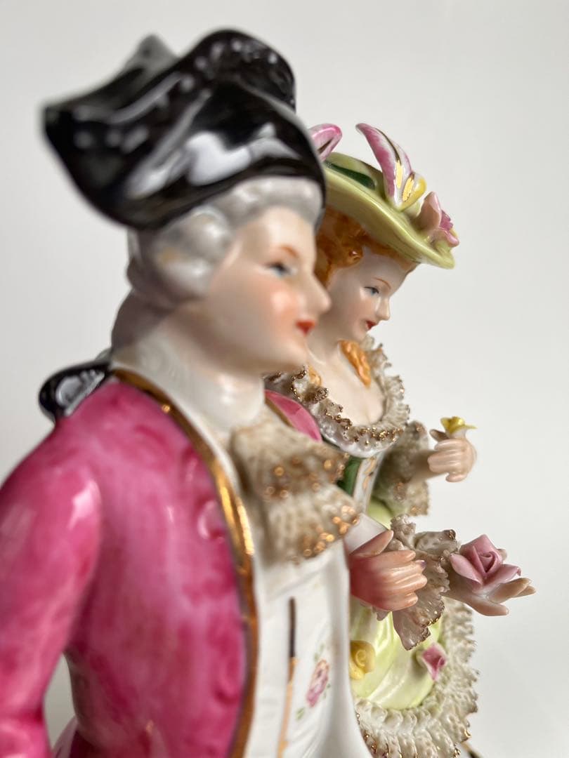 【磁器製アンティーク人形】 昭和から語りかけるセト・ノベルティ