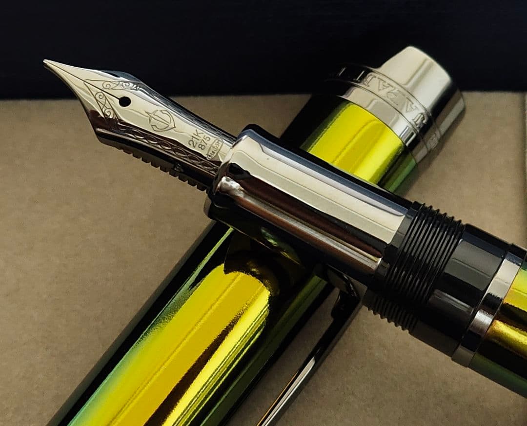 セーラー万年筆　CYLINT　万年筆　 カラードステンレス　SCARAB 太字