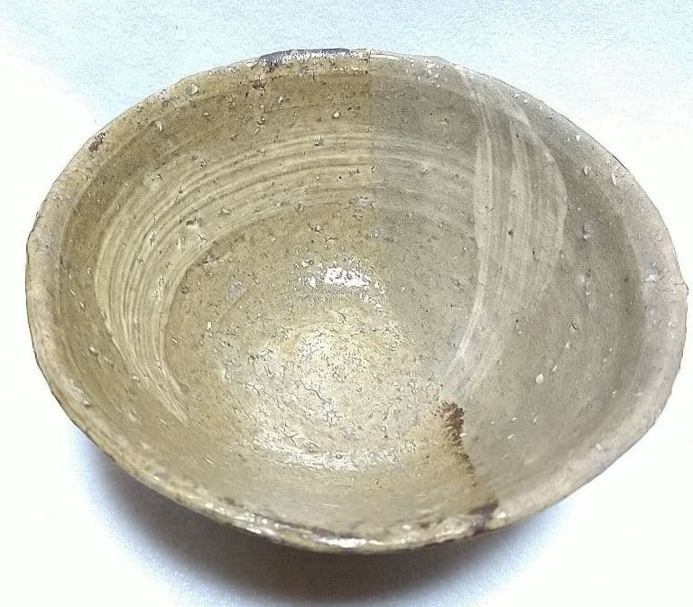 茶道具 出雲焼 伊羅保 刷毛目 茶碗 １１代 長岡住右衛門 空権