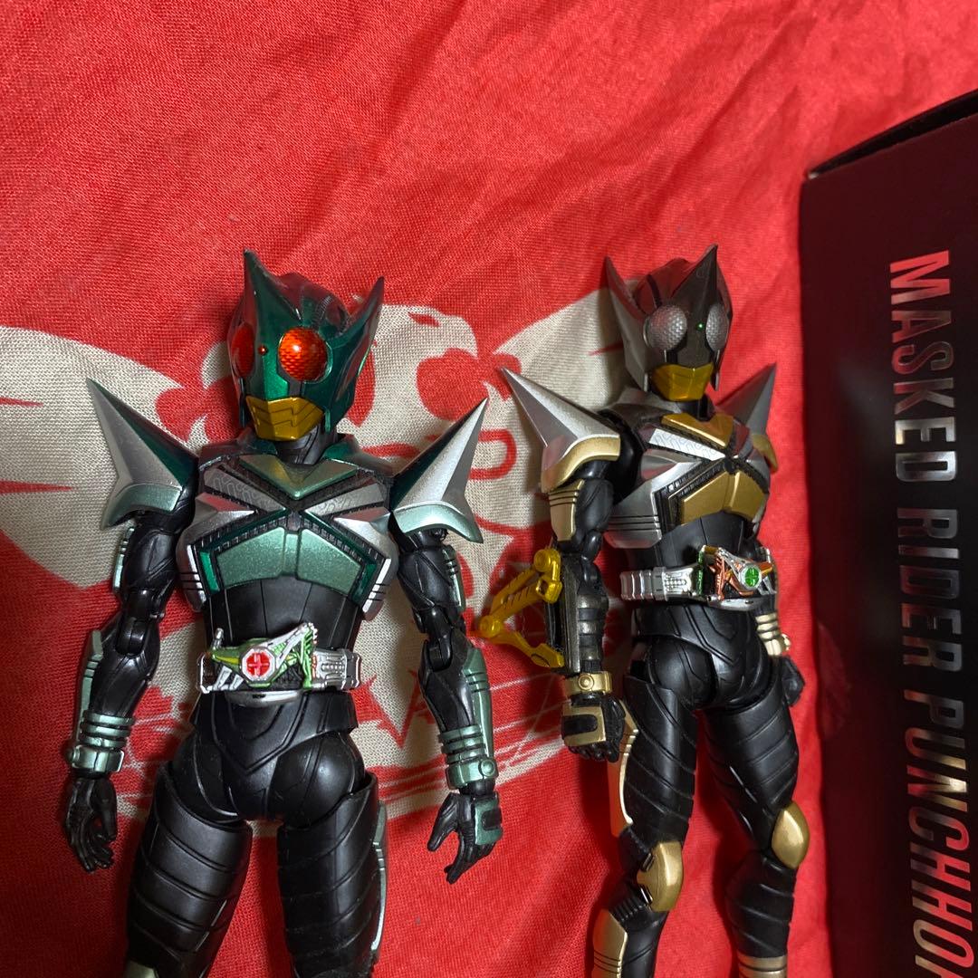 真骨彫仮面ライダー　キックホッパー　パンチホッパー