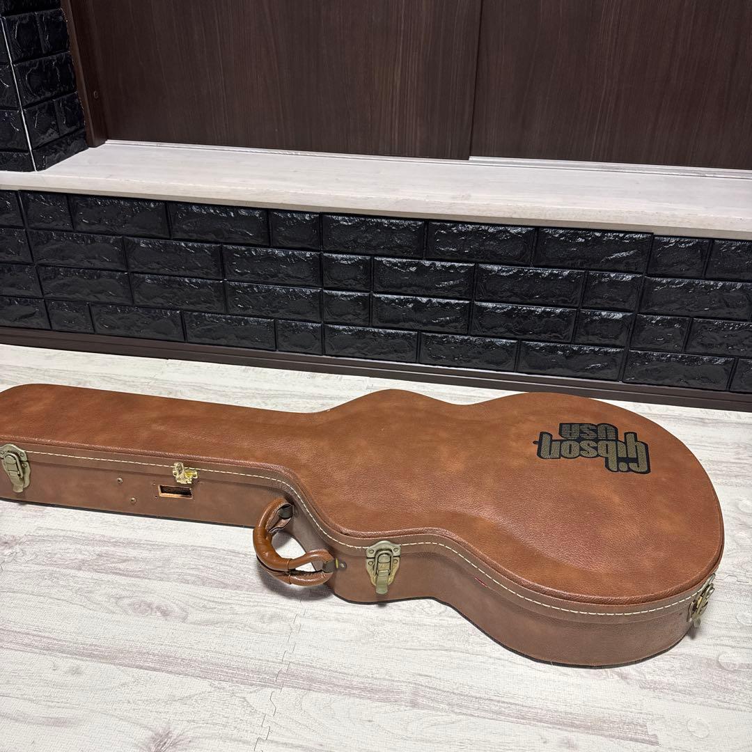 Gibson ES-335DOT (Vintage burst）　1995年製