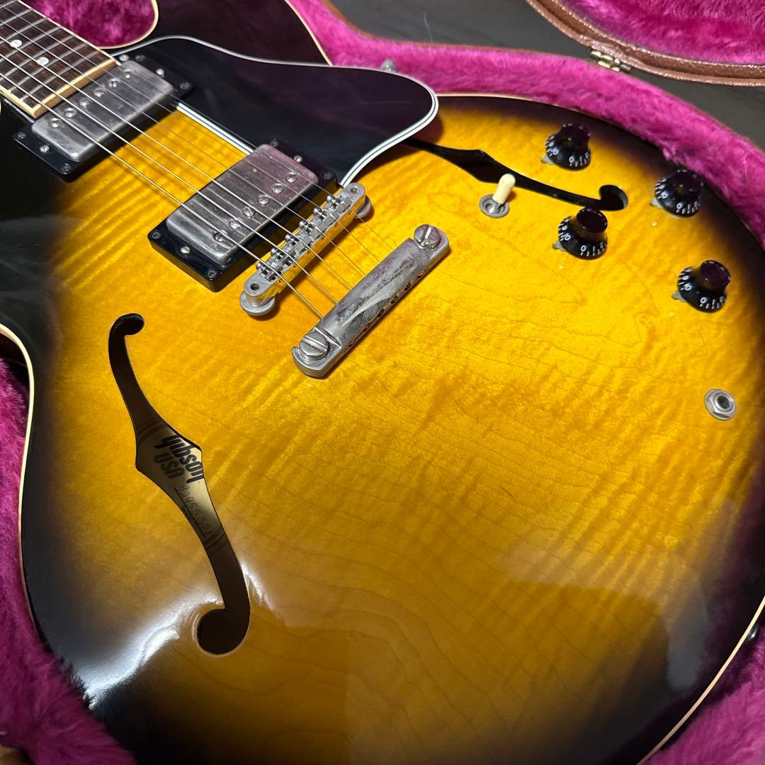 Gibson ES-335DOT (Vintage burst）　1995年製