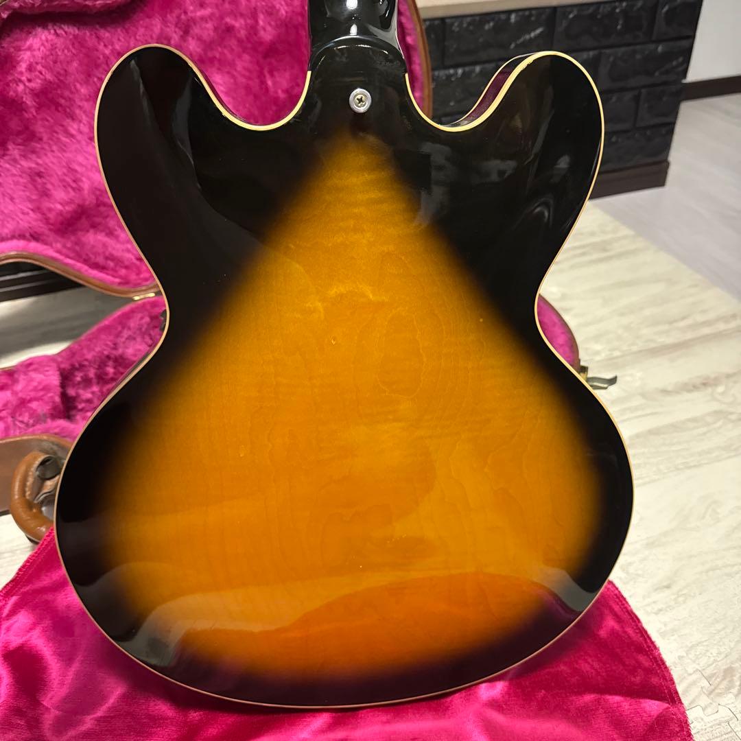 Gibson ES-335DOT (Vintage burst）　1995年製