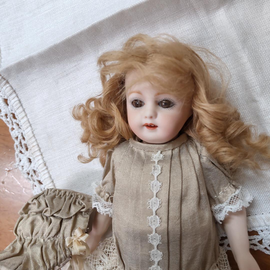 アンティークドール　リプロ　人形　海外作家　ビスクドール