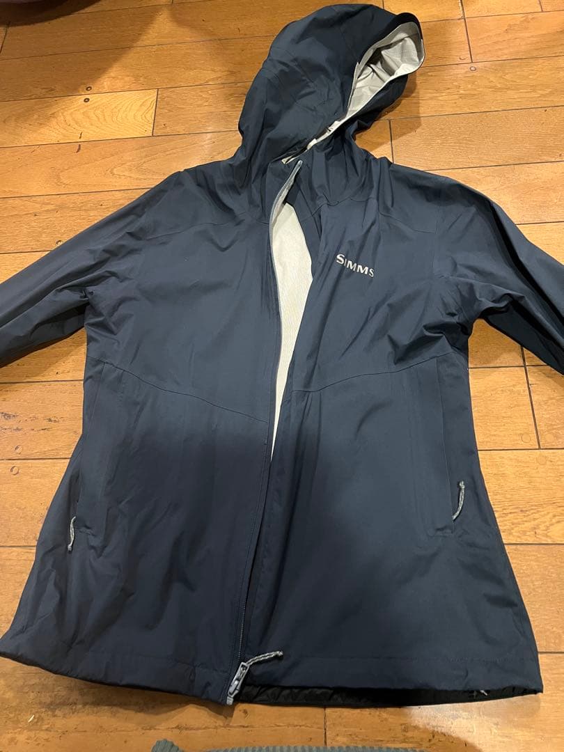 Simms フィッシングジャケット ネイビー　Mサイズレディース