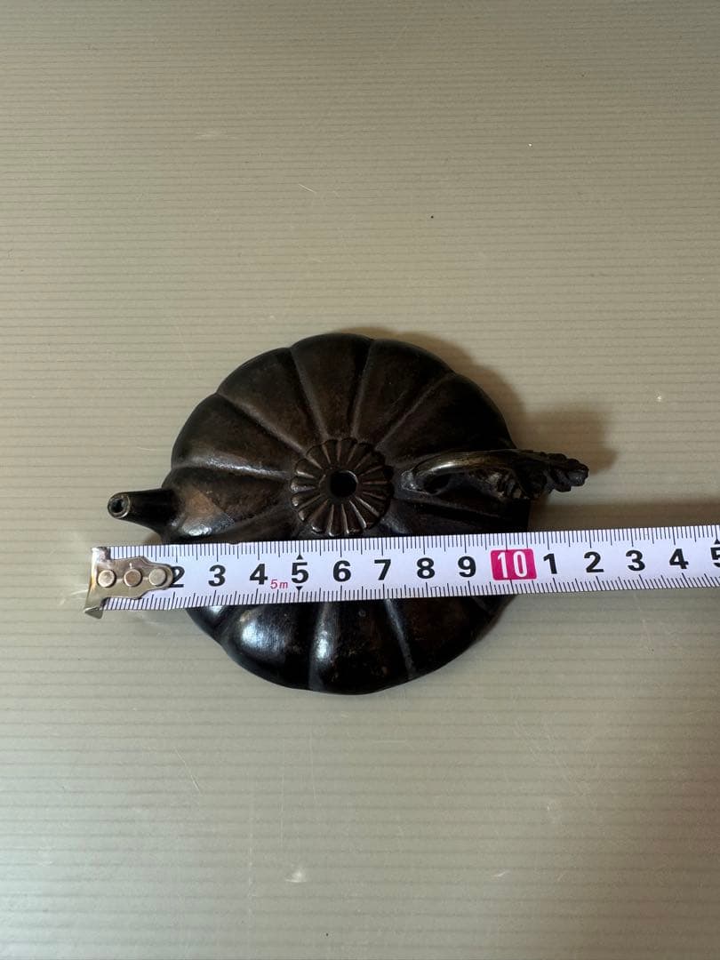 2717 銅製水滴 菊割 高岡銅器