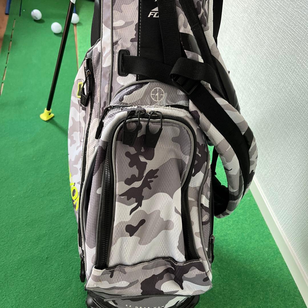 チュンパSrixon スタンド付きキャディバッグ カモフラージュ