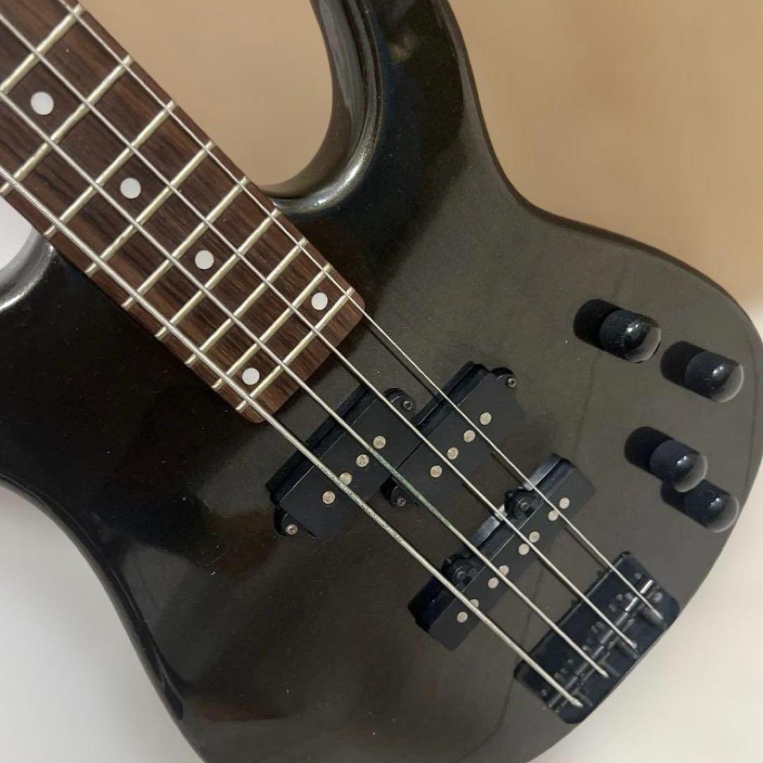 【美品】カッティングバード エレキベース ブラックCHATTING BIRD