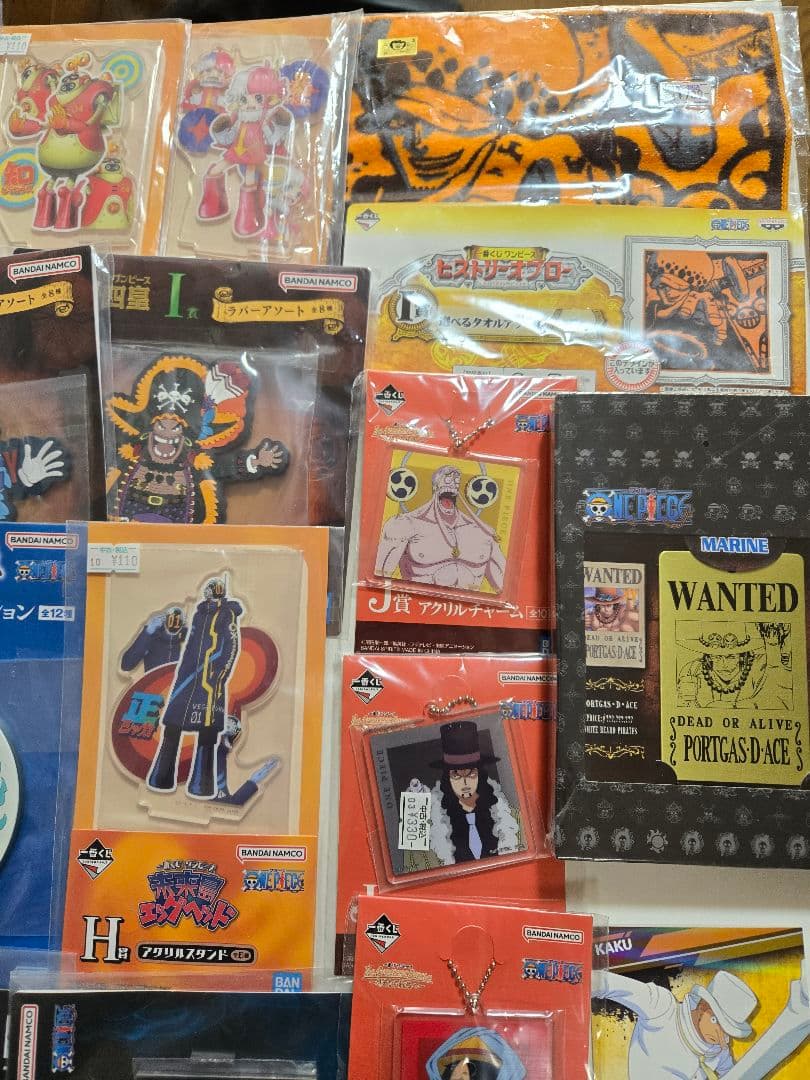 ONE PIECE ワンピース まとめ売り　約125個 アニメグッズ