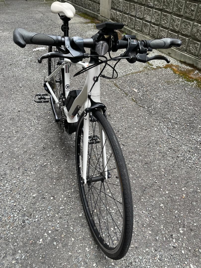 ヤマハYPJ-C ホワイト （電動アシスト自転車） アルミフレーム