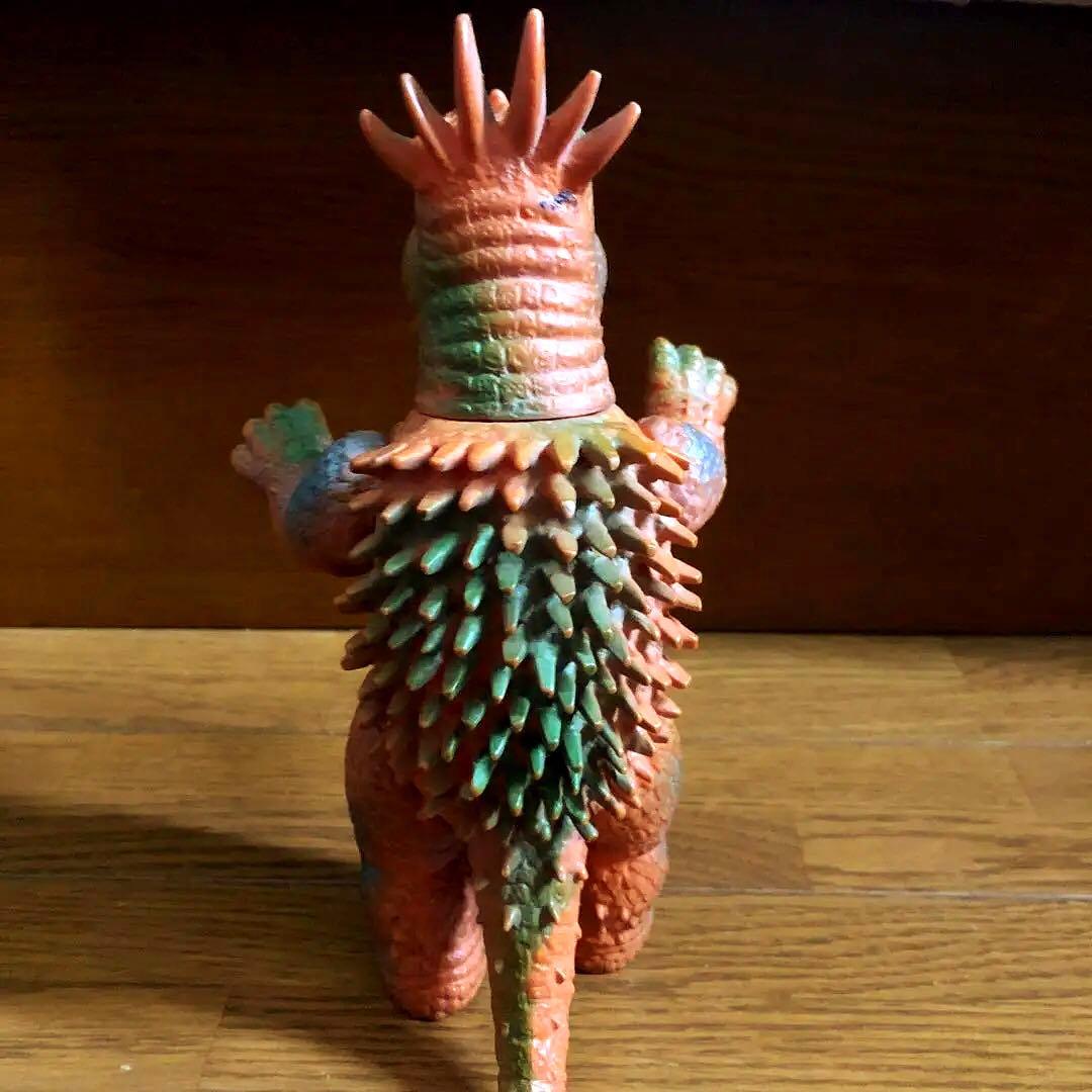 Anguirus, the monster \"kaiju\" アンギラス　ソフビ
