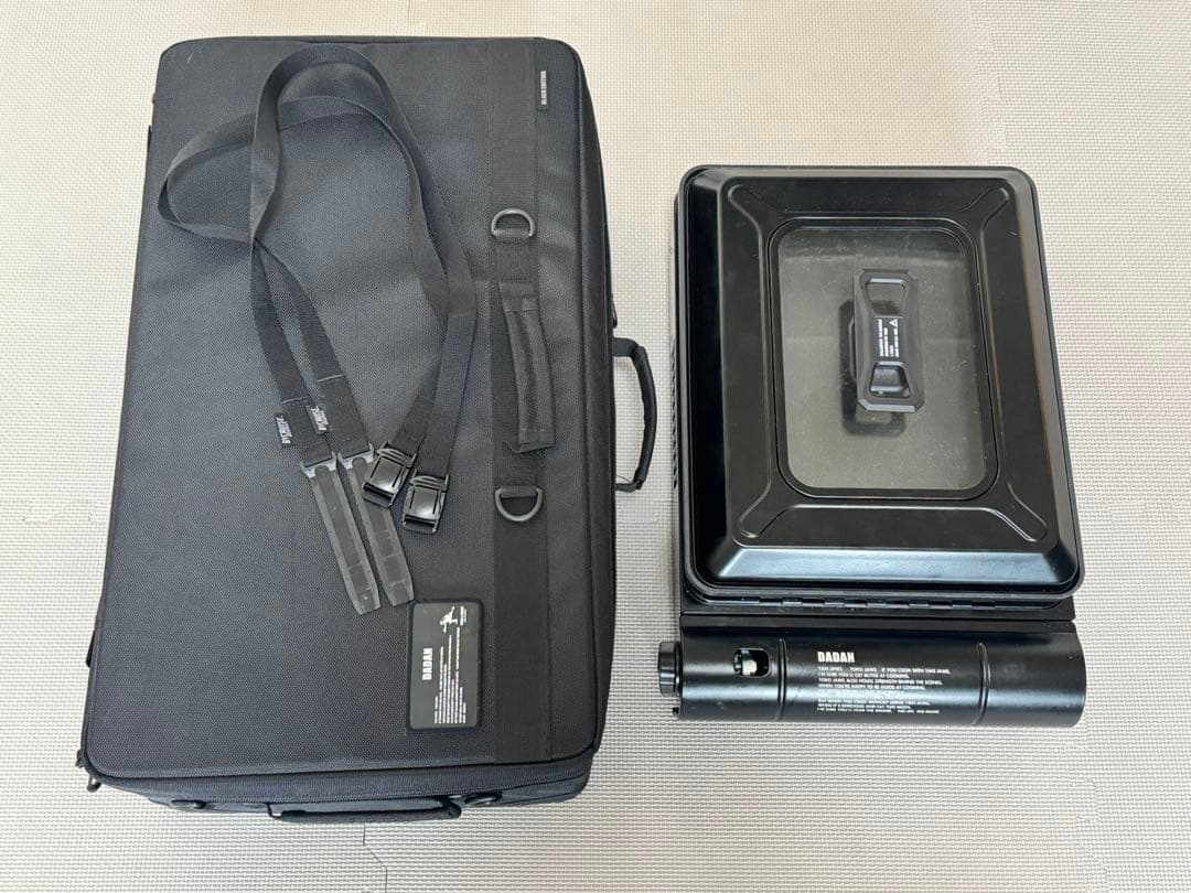 BRUNT DADAN BUSHDEBRUNT anovaケース付