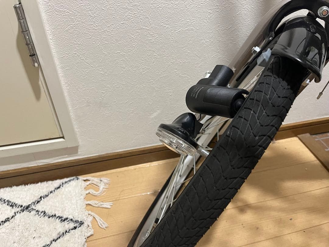 折りたたみ自転車 シルバー カゴ付き