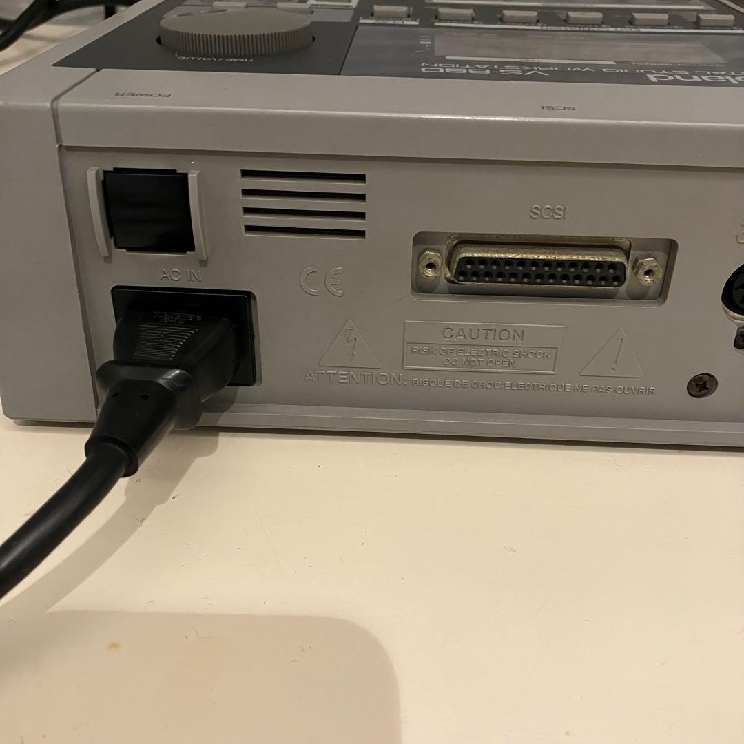 Roland HDレコーダー VS-880 HD マルチトラックレコーダー