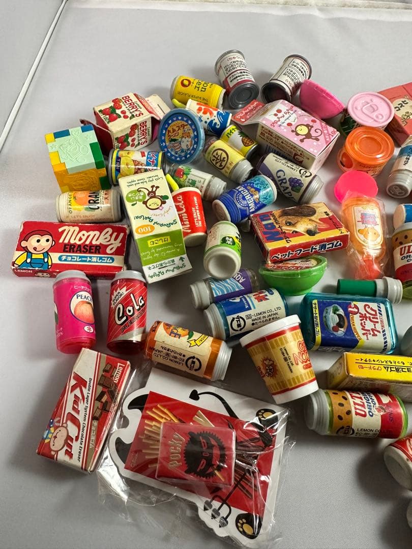 キャラクター消しゴムセット おもしろ消しゴム 大量