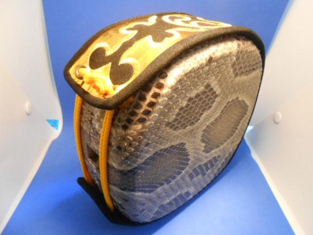 新品未使用(送料無料)17.980円沖縄三線専用木製盛嶋チーガを蛇皮強化型へ仕立