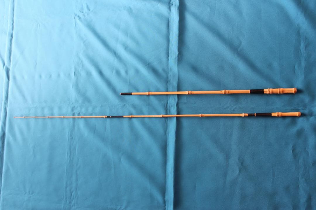 ＲNO83　タナゴ和竿　3本繋ぎ、2本繋ぎでも使える布袋竹　半製品　色塗りだけ
