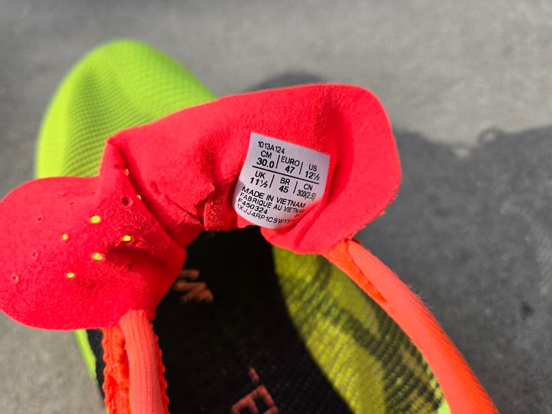 ASICS メタスピードエッジパリ