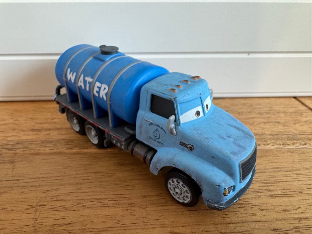 マテル社 カーズ ドリッピー