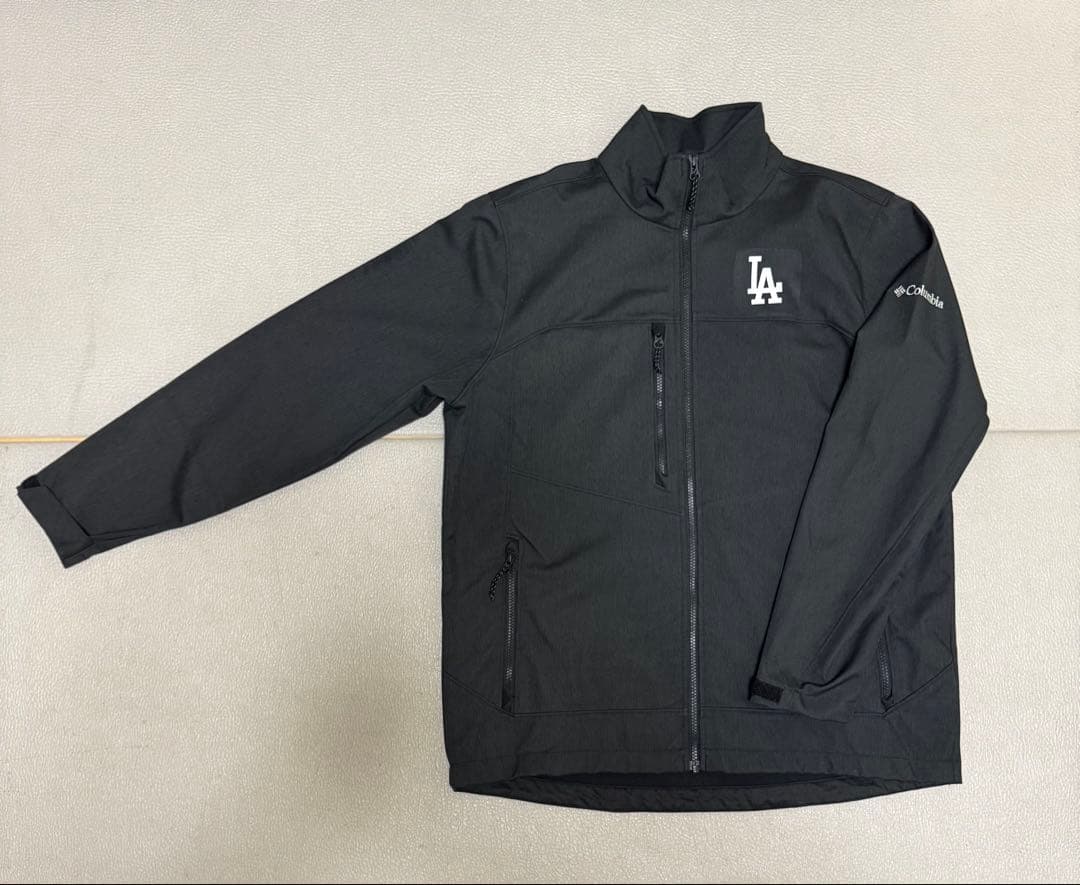 MLB LAドジャース Columbia ソフトシェル　ジャケット
