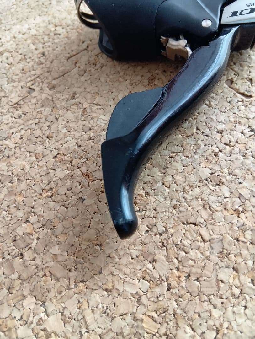 シマノ105STIレバー10速