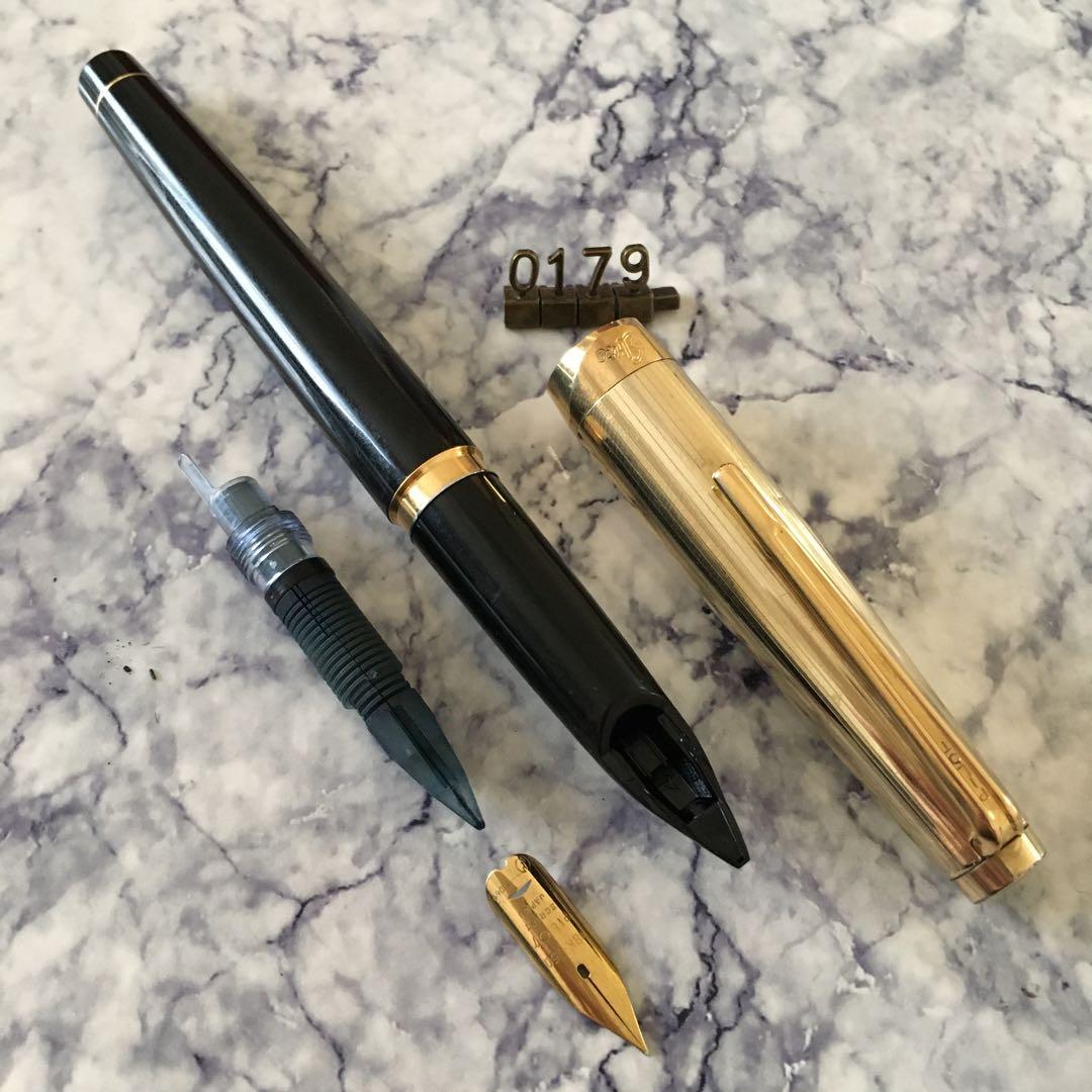 #0179 オーバーホール済み 万年筆 パイロット PILOT ロング 18k