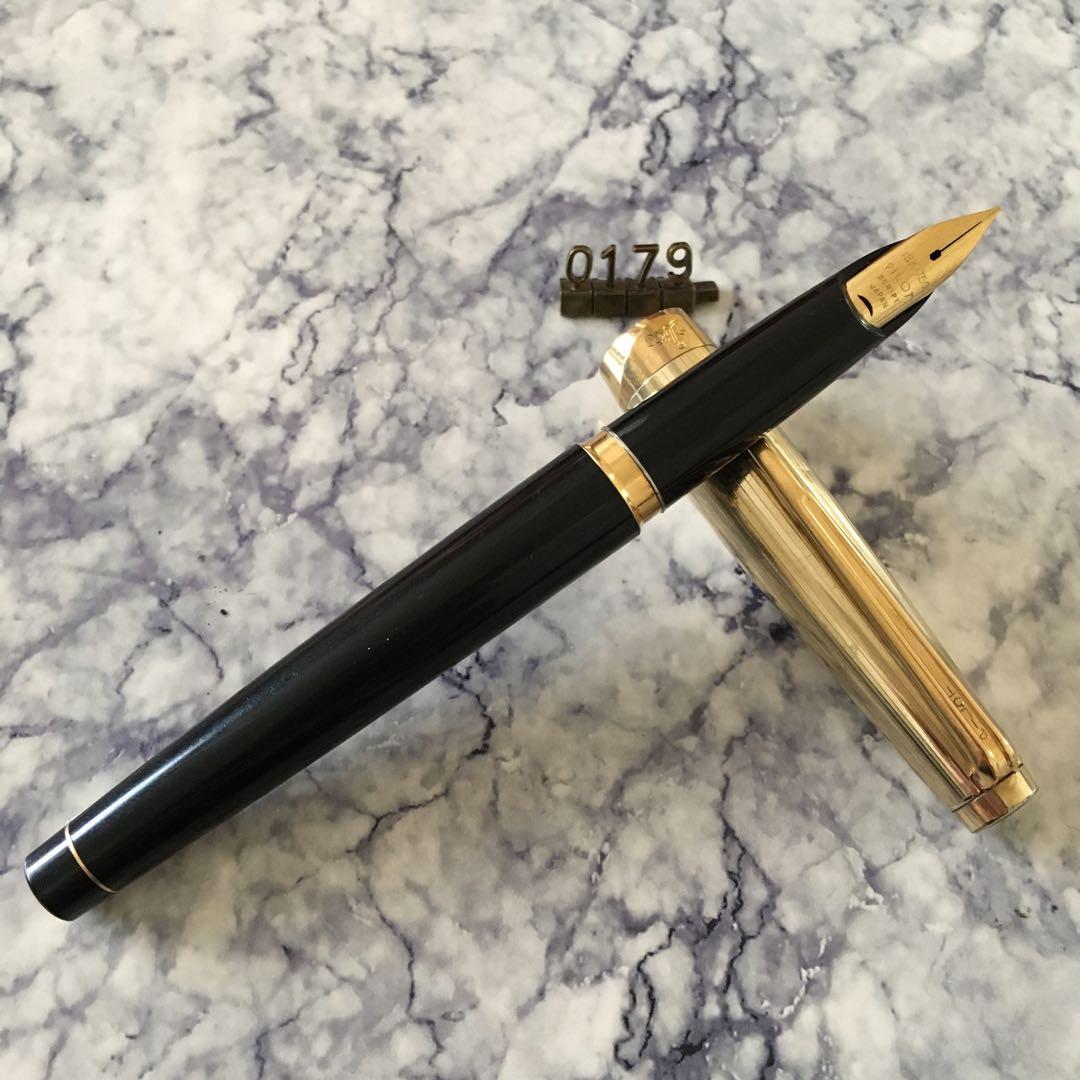 #0179 オーバーホール済み 万年筆 パイロット PILOT ロング 18k