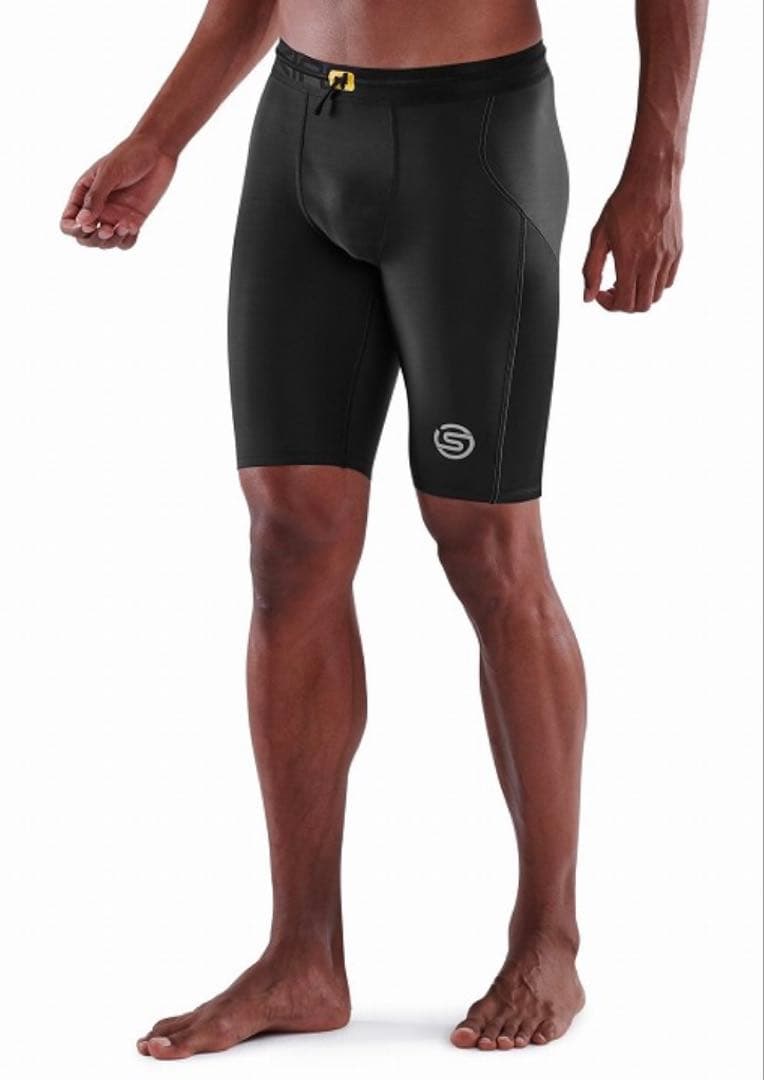 Skins Skins series 3 Lサイズ　新品　メンズ　ブラック