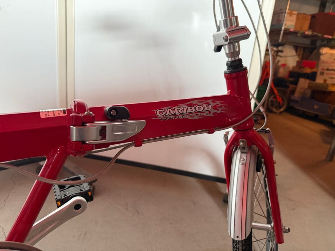 サカモトテクノ　カリブーライト・オート　ポリッシュ　6段変速　折り畳み20インチ