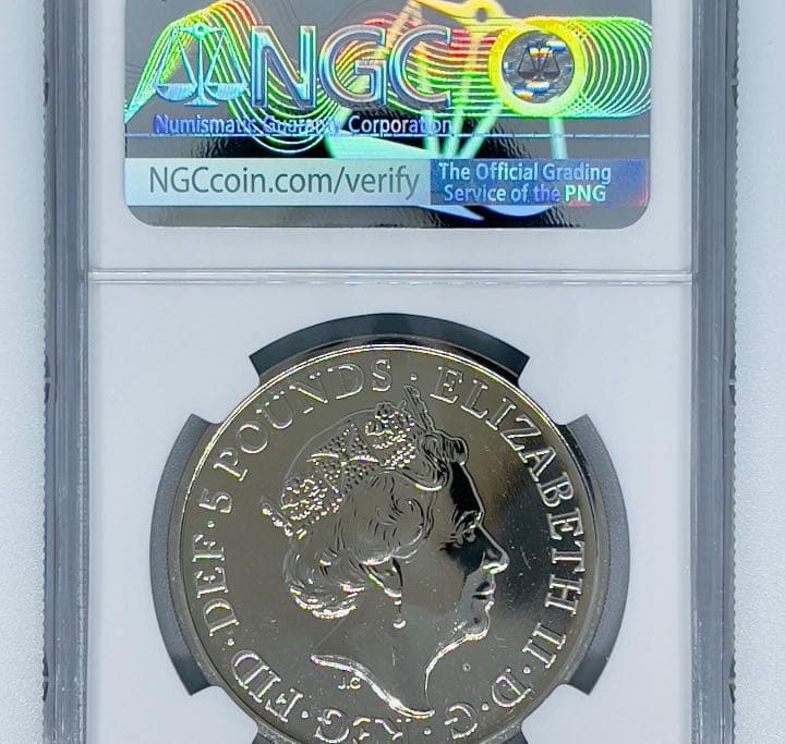 2021年 クイーンズビースト  エリザベス女王 NGC ロイヤルミント