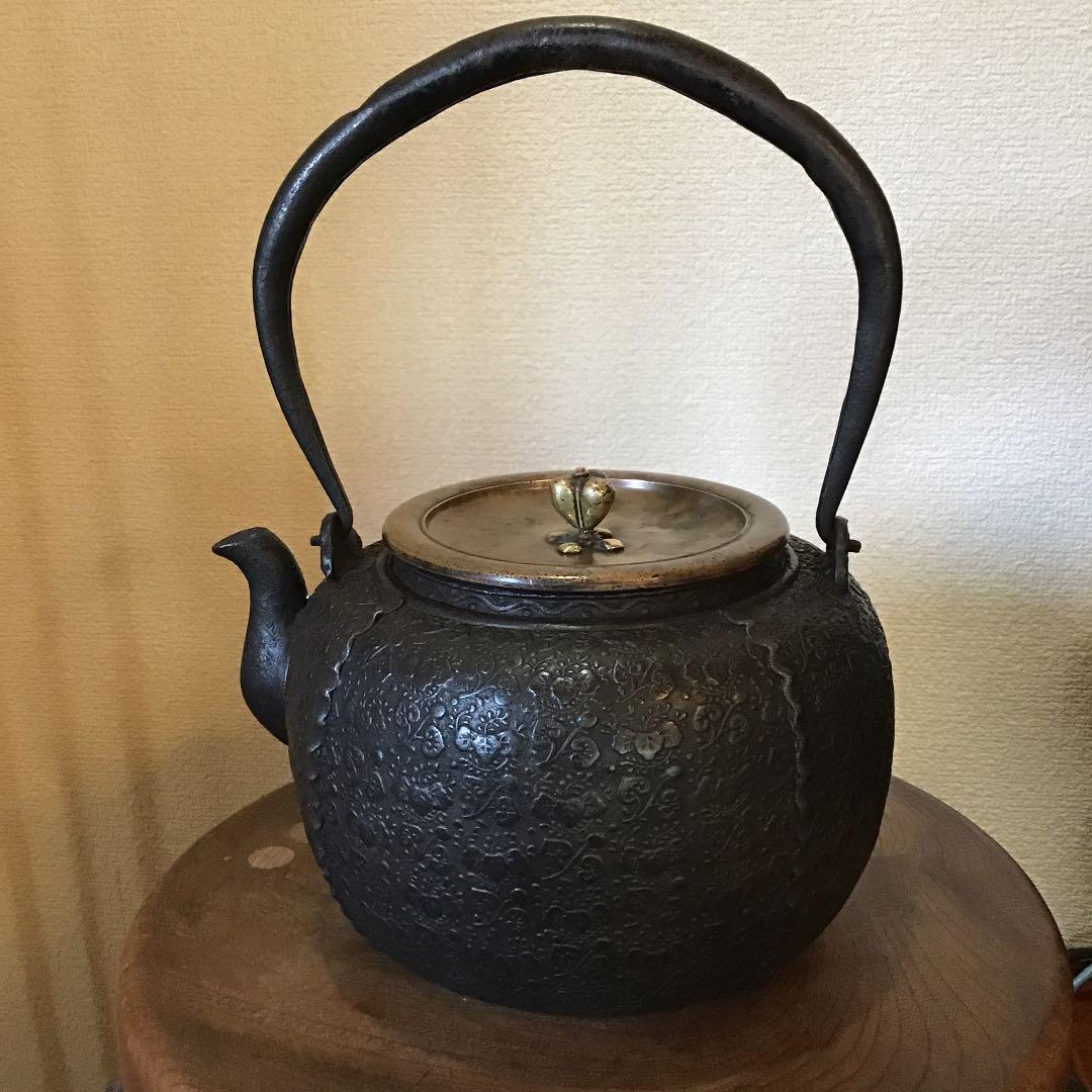 値下‼️江戸期　祥雲堂造　全面花付き二枚葉葵紋桐紋　鉄瓶　龍文堂