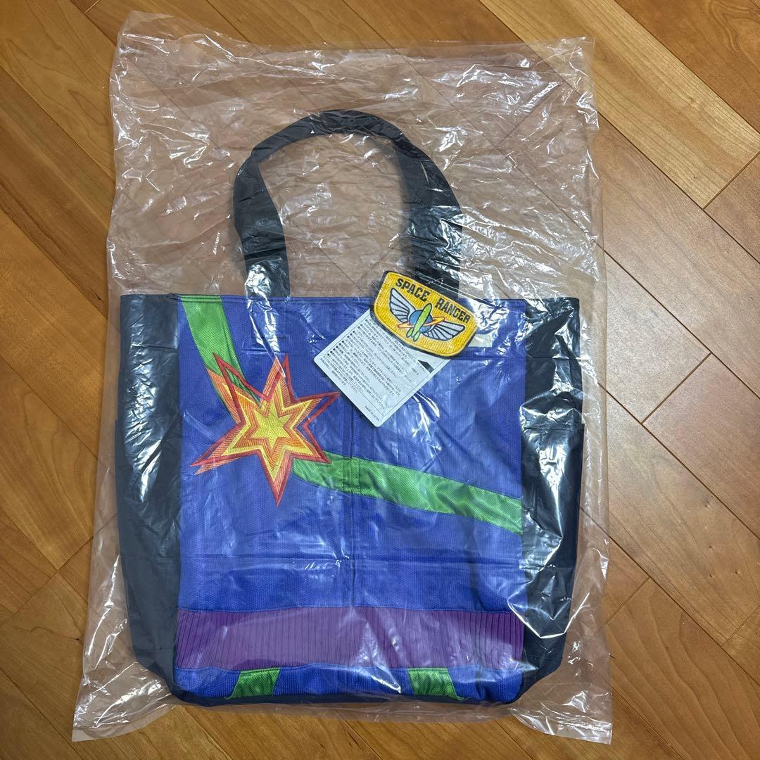 バズ アストロブラスター トートバッグ サーキュレーティングスマイルズ