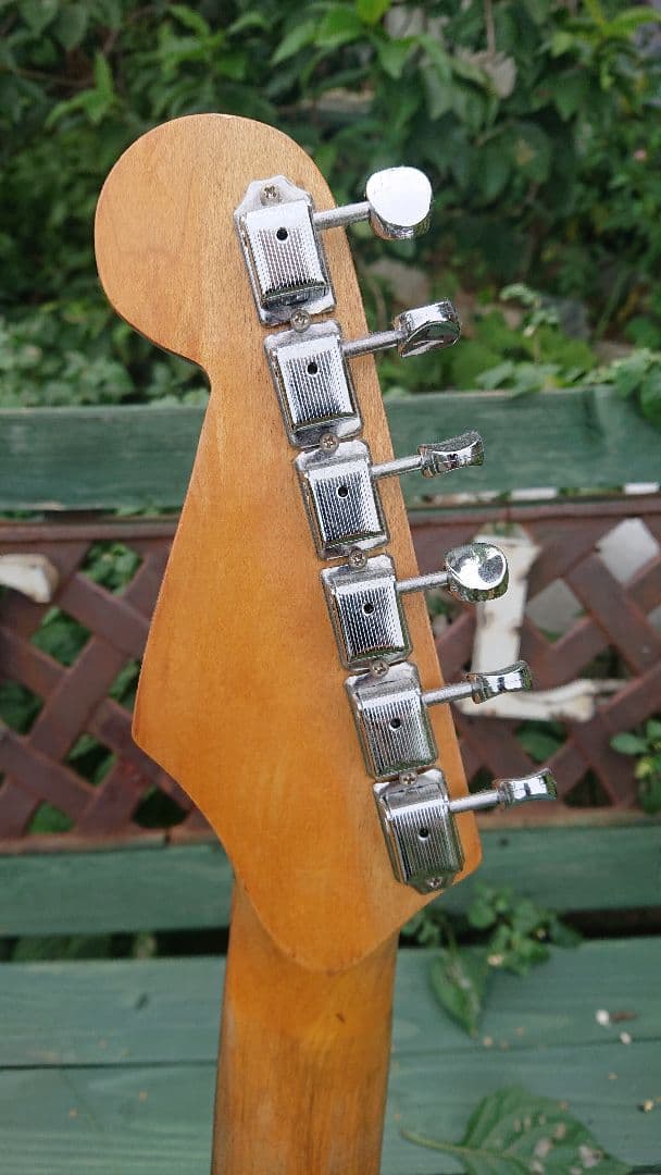 ラウドアーク　loud arkz ストラトタイプ