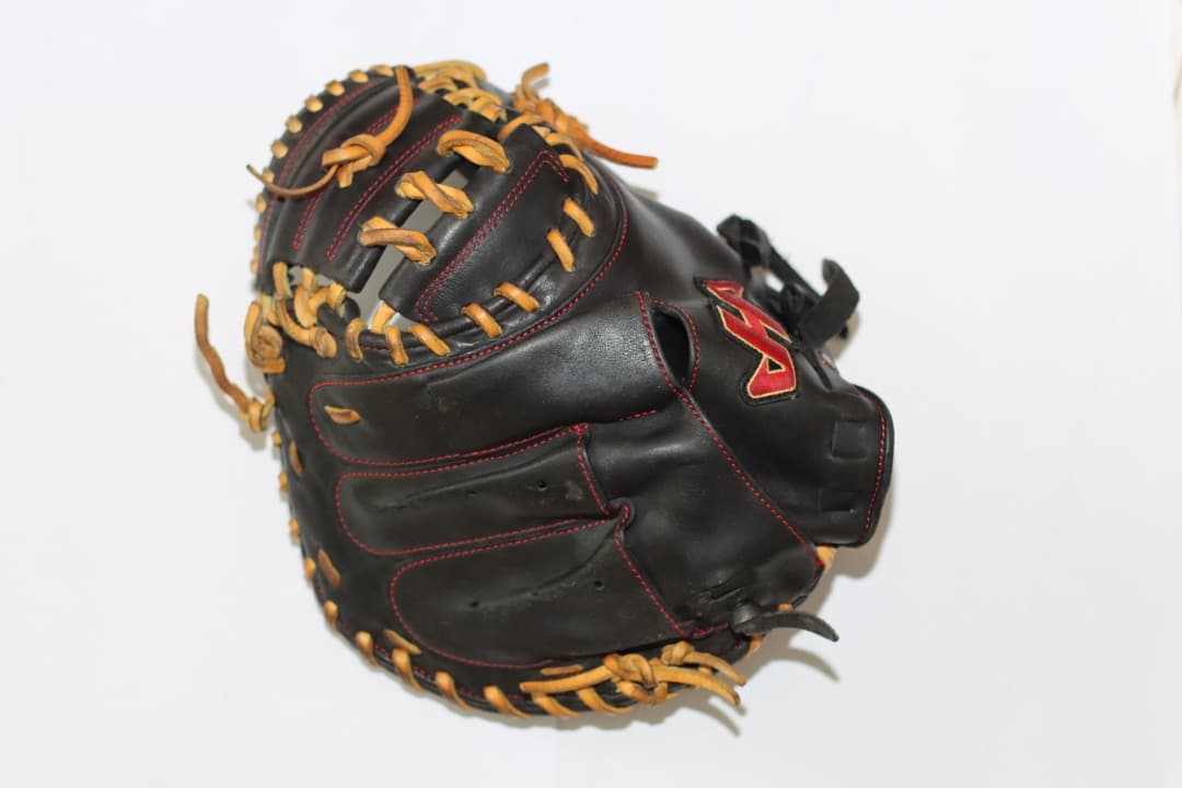 ハタケヤマ　キャッチャーミット　少年用 黒/茶