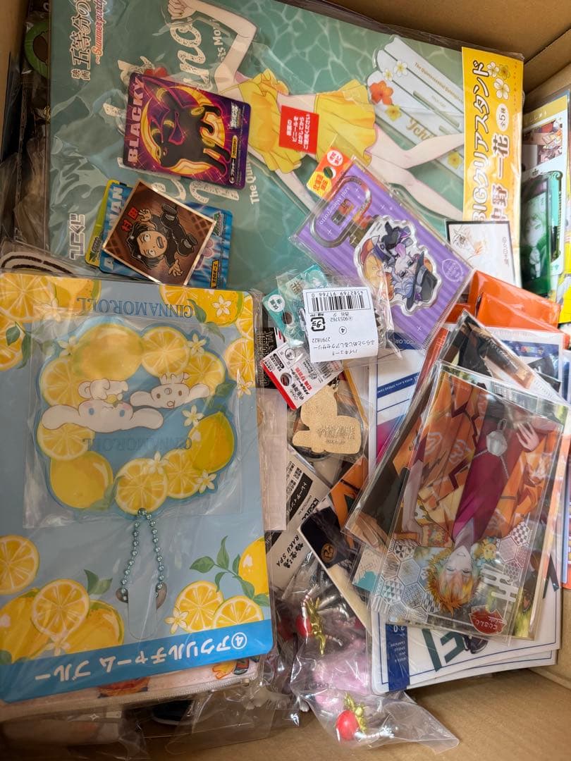 ②大量　アニメグッズ　まとめ売りセット　500点以上