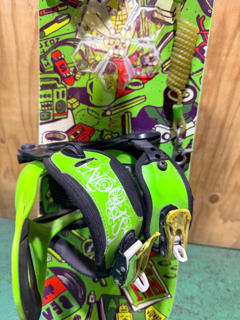 子供用SALOMON スノーボード グラフィックデザイン　110cm