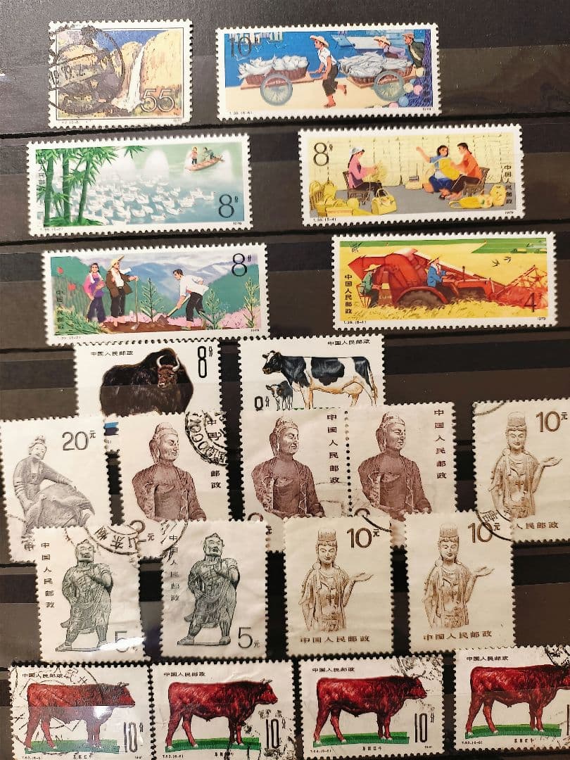 中国切手アルバム1冊＋バラいろいろまとめて　②