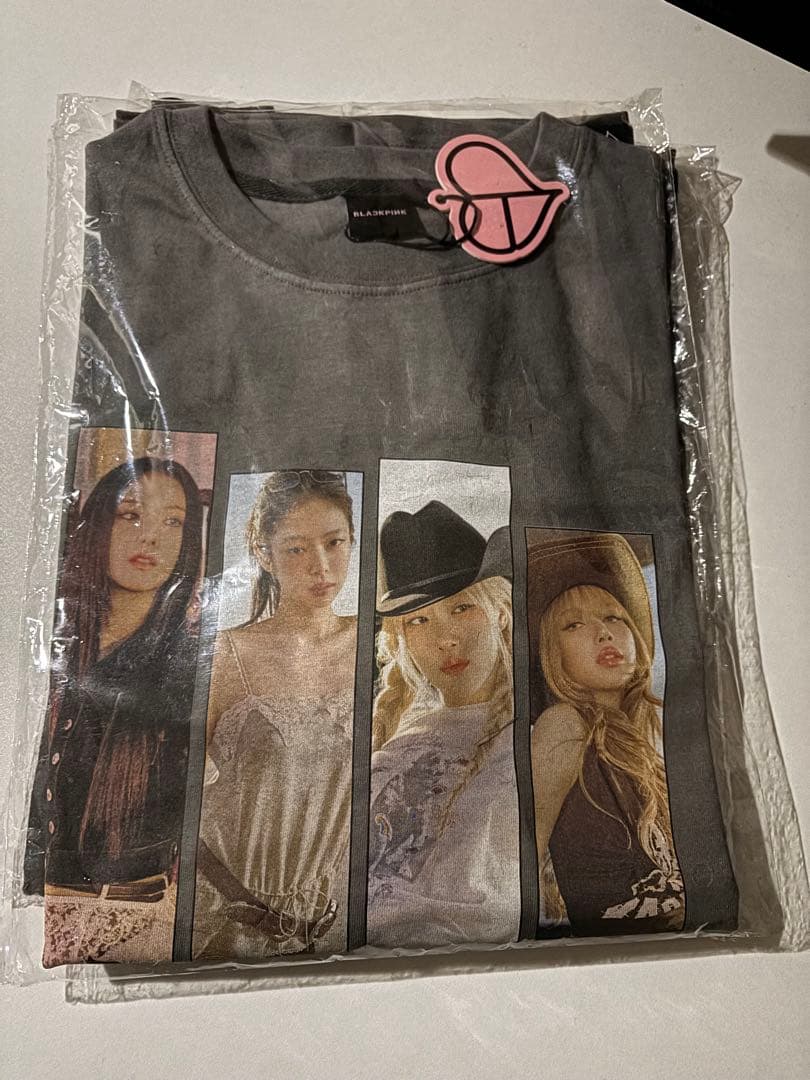 BLACKPINK Tシャツ