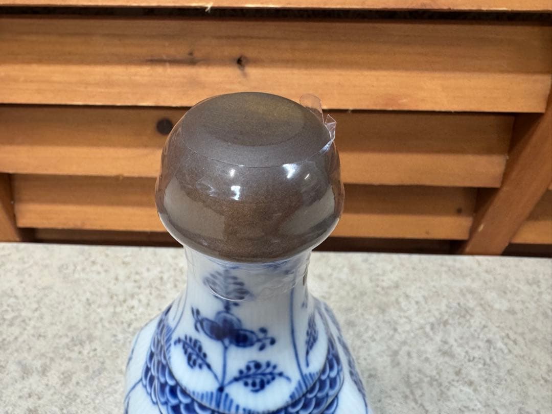 ニッカ ピュアモルト 25年 ロイヤル コペンハーゲン 660ml　51％