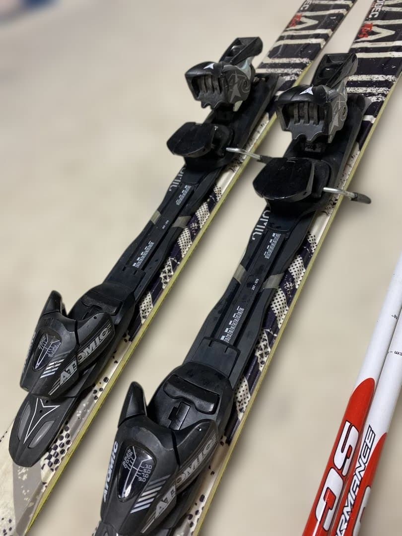 ATOMIC スキー板164cm NOMAD CODEC LEKIポールセット