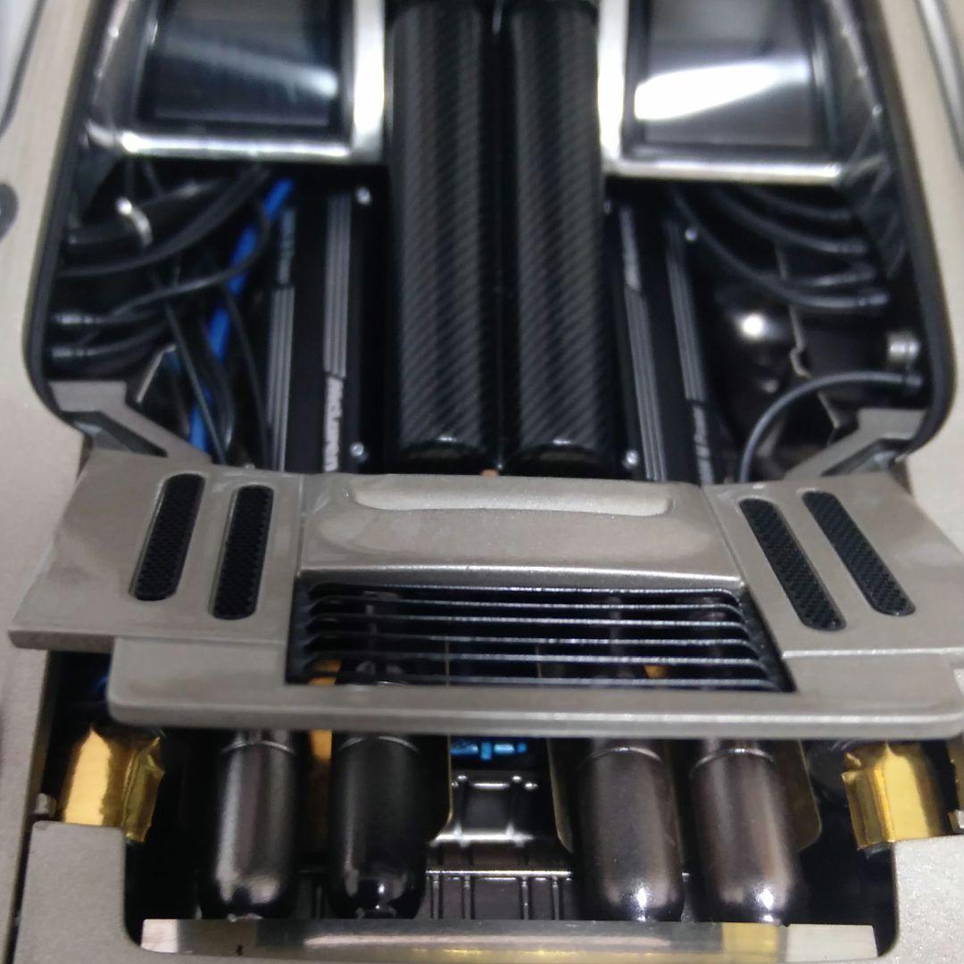 自動車 AUTOart McLAREN F1signature 76003 1/18