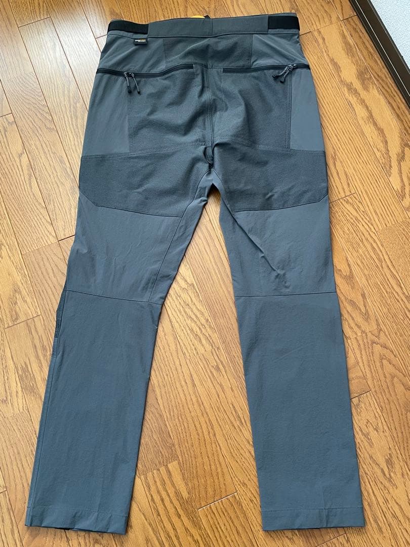 【新品タグ付き】ダイワ ブッシュパンツ Lサイズ