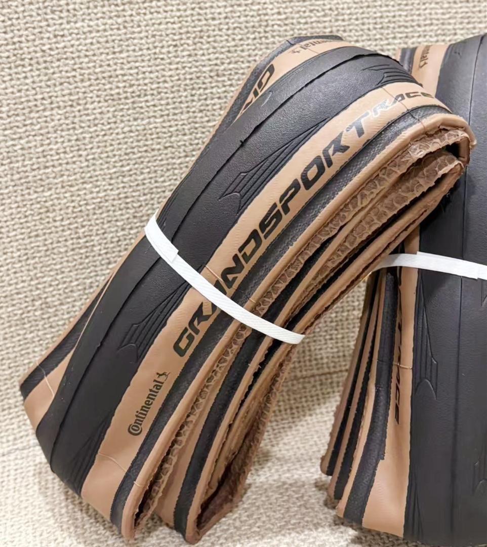 コンチネンタル Grand Sport Race　タイヤセット　２本