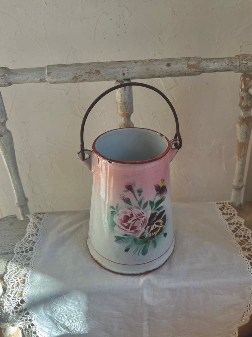 可憐♡アンティークホーロー　JAPY ウェディング　ピンク　小さな　ミルクポット