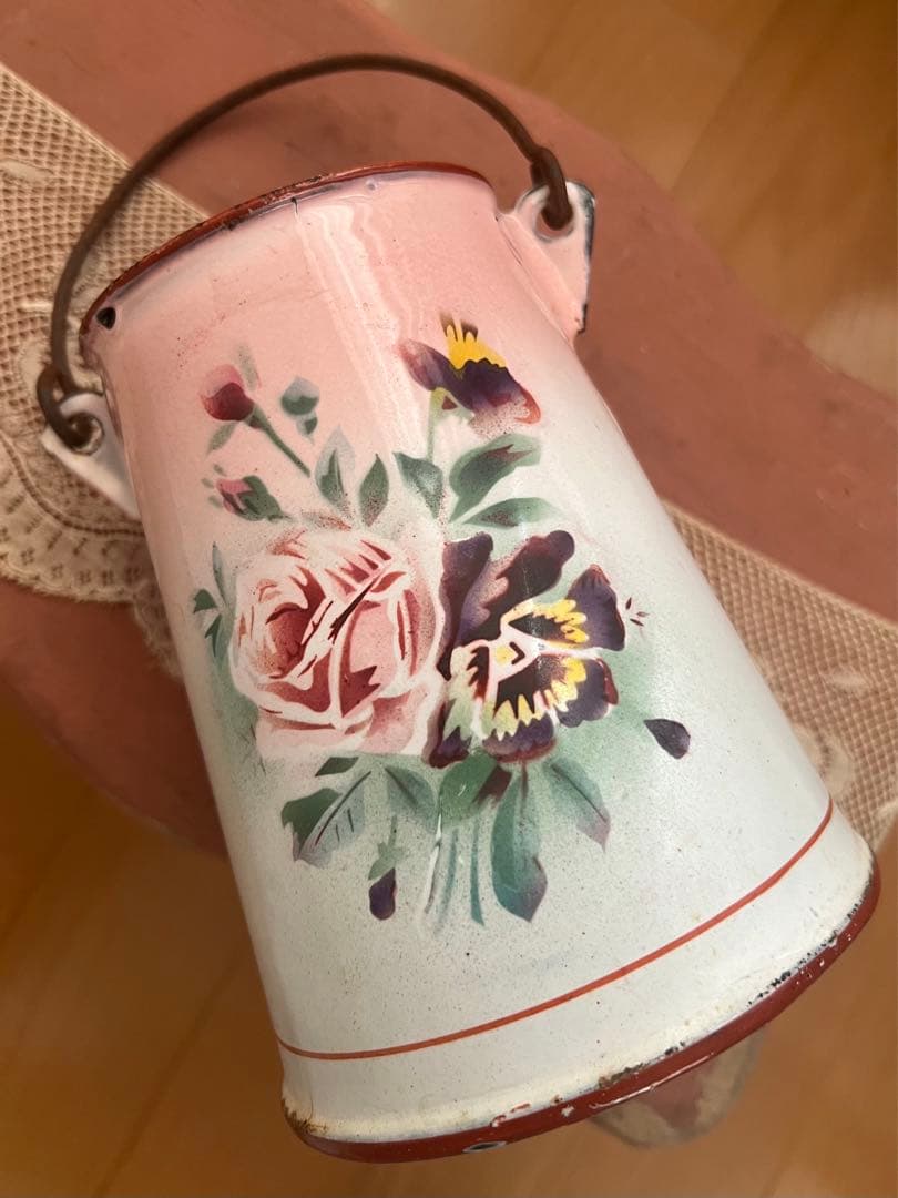 可憐♡アンティークホーロー　JAPY ウェディング　ピンク　小さな　ミルクポット