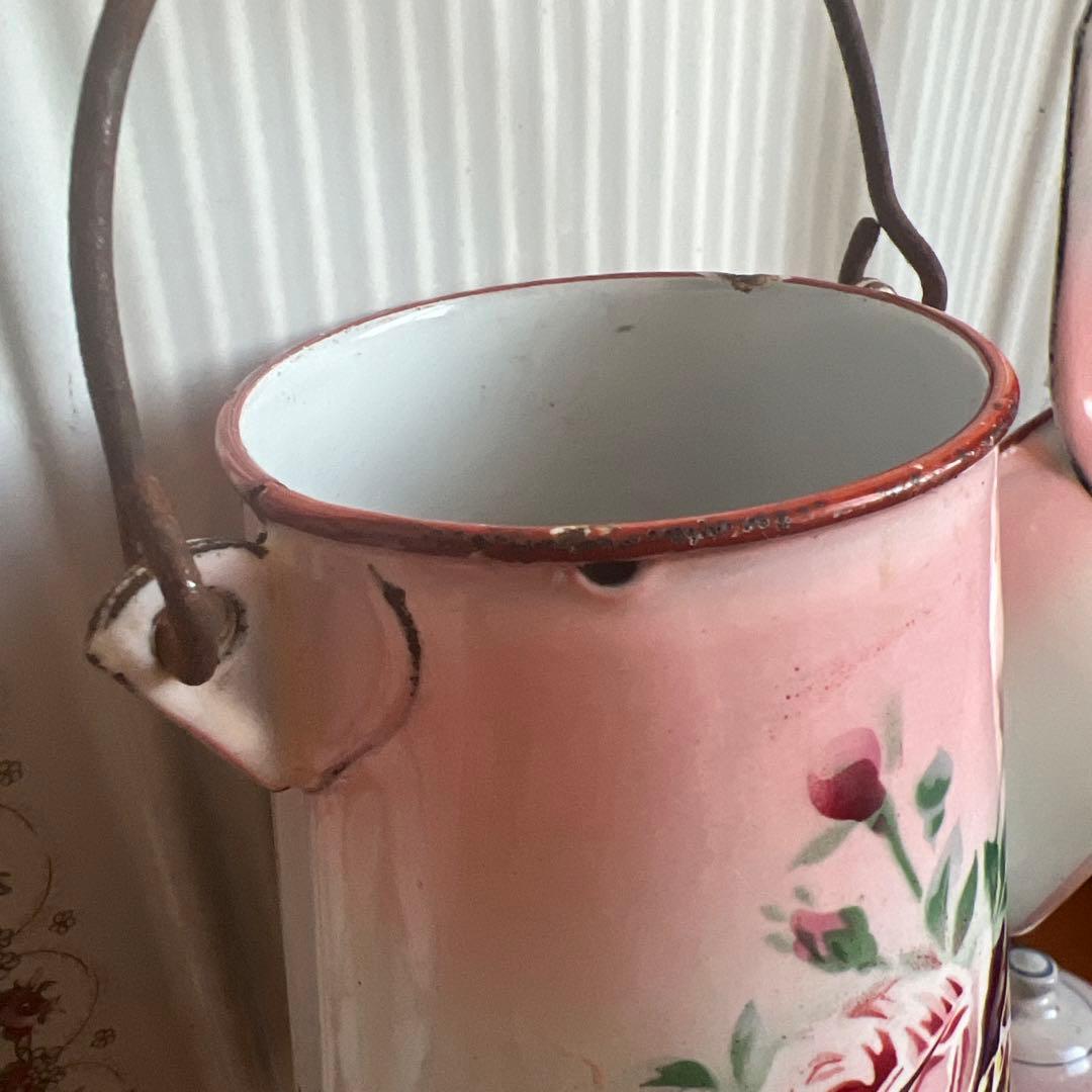 可憐♡アンティークホーロー　JAPY ウェディング　ピンク　小さな　ミルクポット