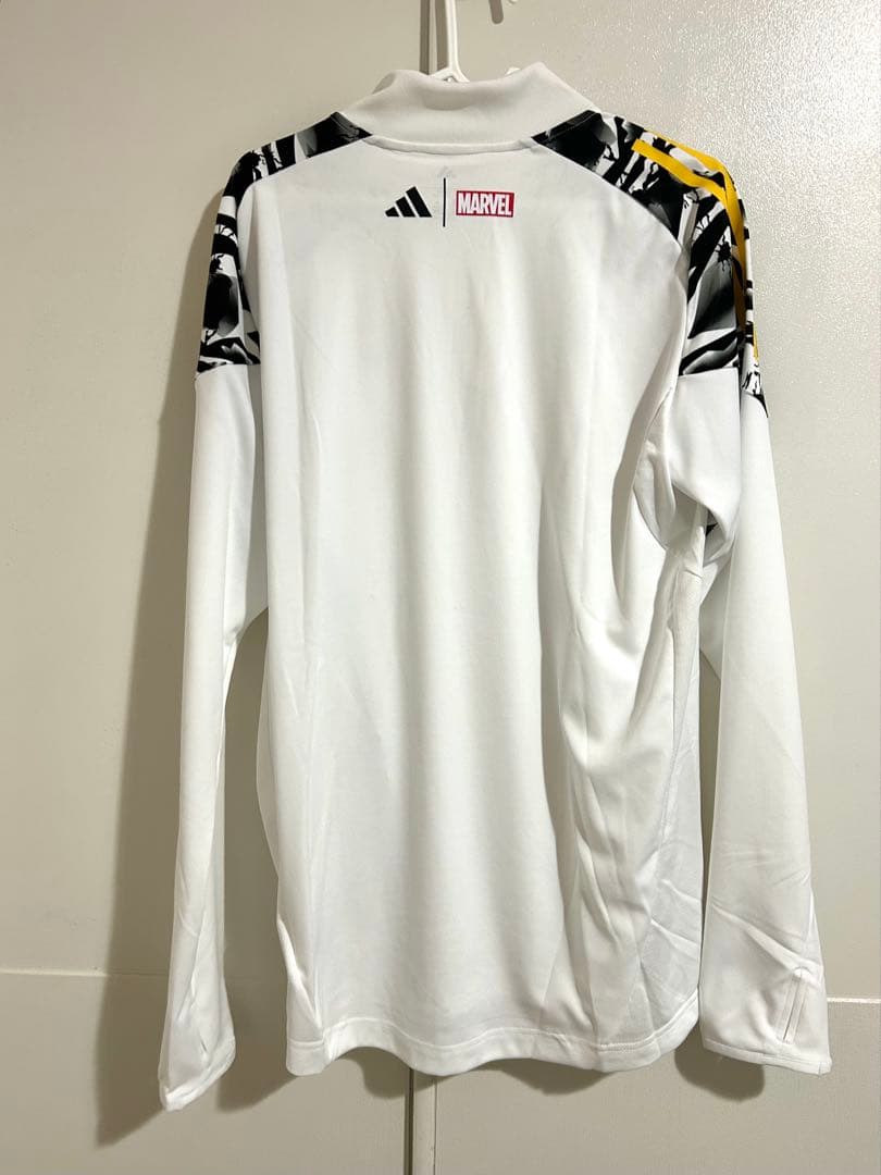 Real Madrid × MARVEL トレーニングジャージ