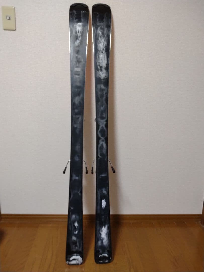 ジュニア用スキー板　ブーツ　ヘルメットセット