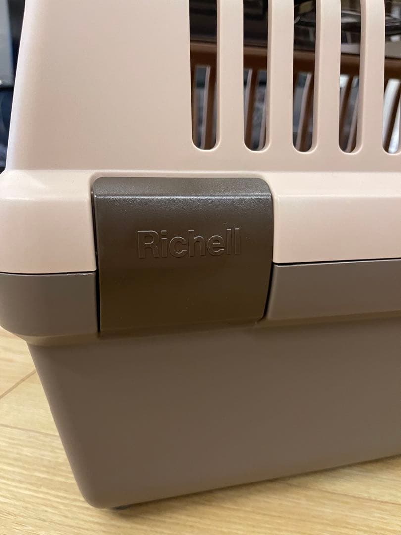 Richell 犬用キャリー ベージュサイズ:中型犬用 / Sサイズの犬4匹