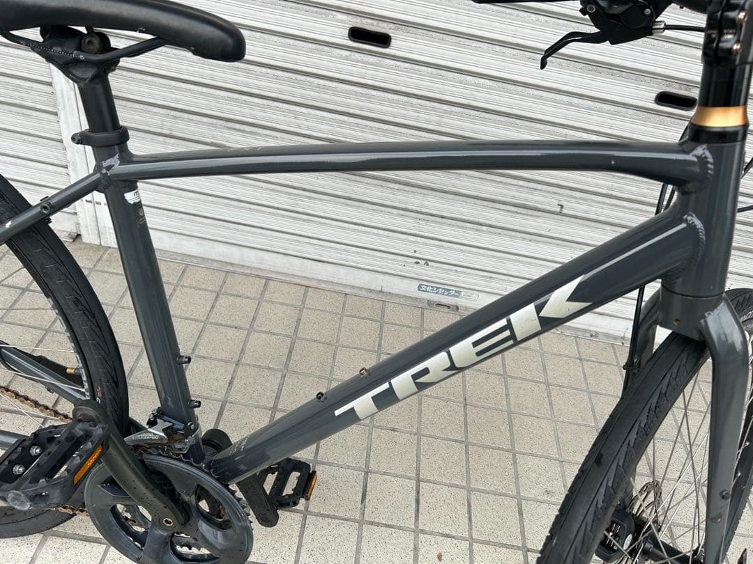 TREK FX1 クロスバイク 700cc 外装21段変速 フレームアルミ